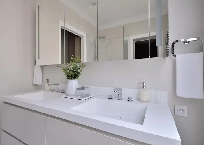 3br Berri Champs Elysees アパート *